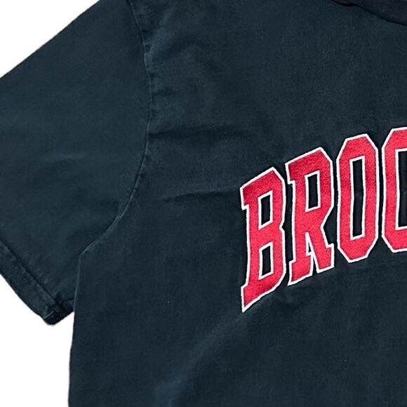 John Galt PacSun Black Brooklyn Graphic Grunge Thick Cropped Raw Hem Tee Shirt - Picture 5 of 7